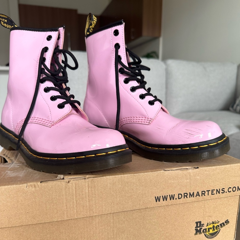 Dr. Marten 1460 Boots Pink
